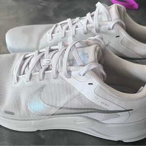 Nike Women's White and Gray Sneakers